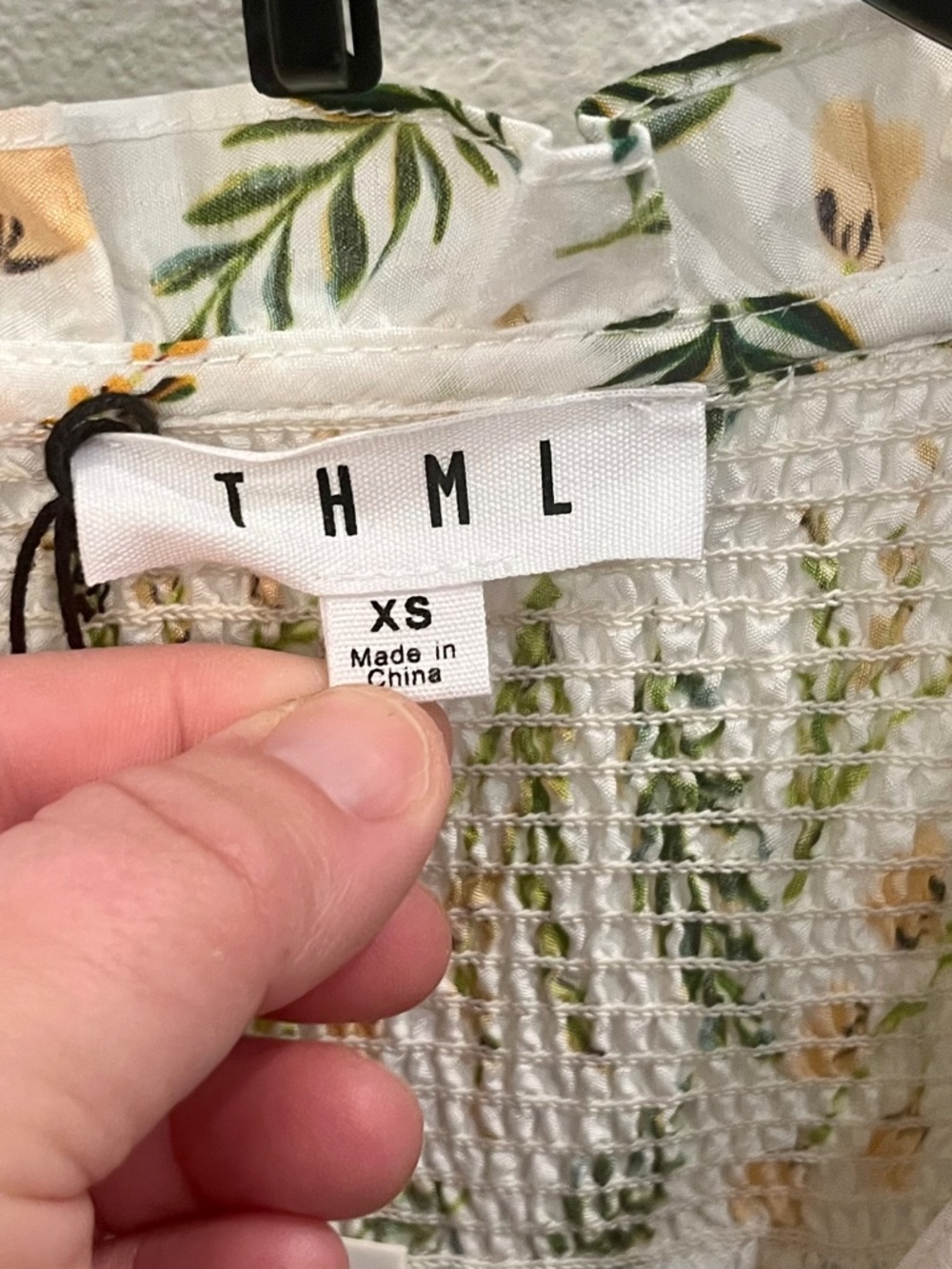 NWT THML Cream Yellow Floral Smocked Puff-Sleeve Blouse with Tassels Size XS - Picture 5 of 9